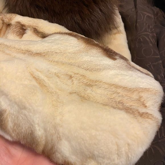 Tuleh trimmed chinchilla ana fox collar cropped jacket, XS - Picture 7 of 15